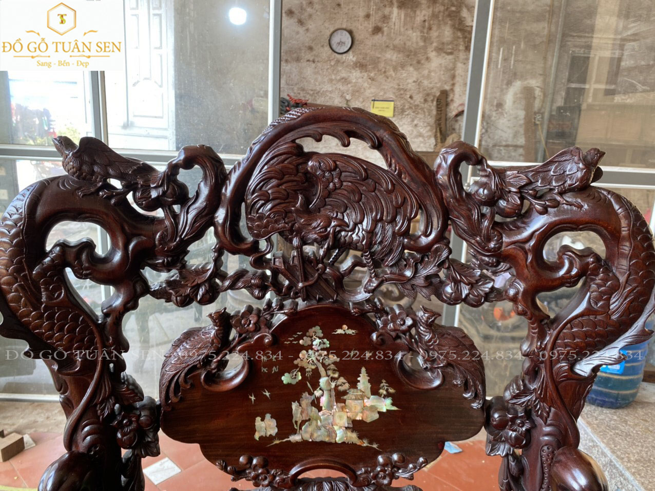 Mời quý khách xem vẻ đẹp thực tế của bộ khánh rồng